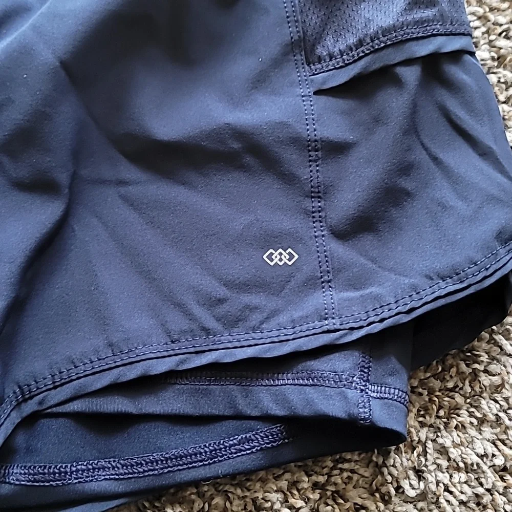 Legend Short Athletic Shorts EUC